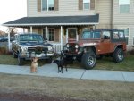 Jeeps on Lawn 010rs.jpg